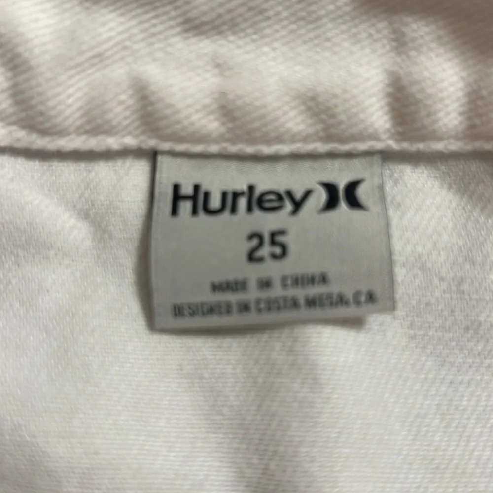 #209 Hurley White Denim Button Up Skirt - Picture 3 of 5